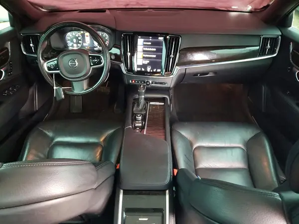 LVY982AK3JP017727 2018 VOLVO S90 - Image 8