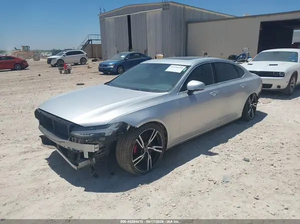 LVY982AK3JP021051 2018 VOLVO S90 - Image 2