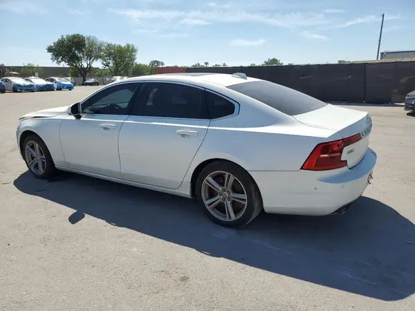 LVY982AK3JP023236 2018 VOLVO S90 - Image 2