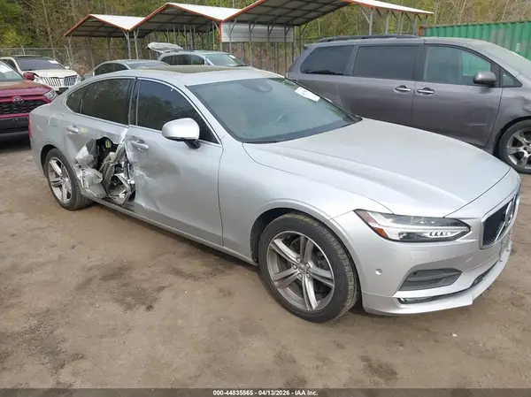 LVY982AK4JP016294 2018 VOLVO S90 - Image 1