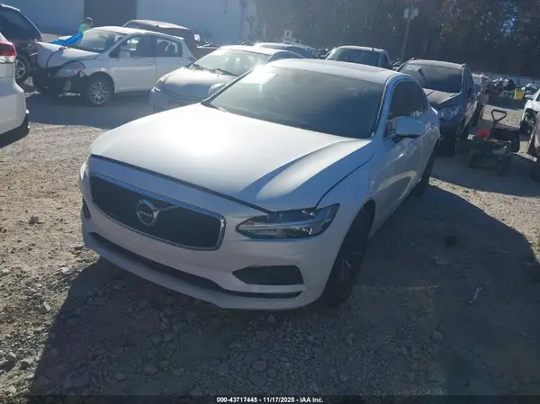 LVY982AK4JP035508 2018 VOLVO S90 - Image 2