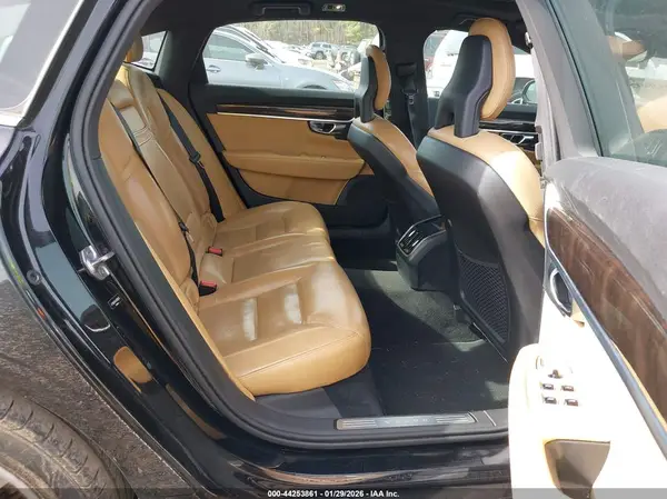 LVY982AK5JP028535 2018 VOLVO S90 - Image 8