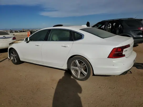 LVY982AK6JP023019 2018 VOLVO S90 - Image 2
