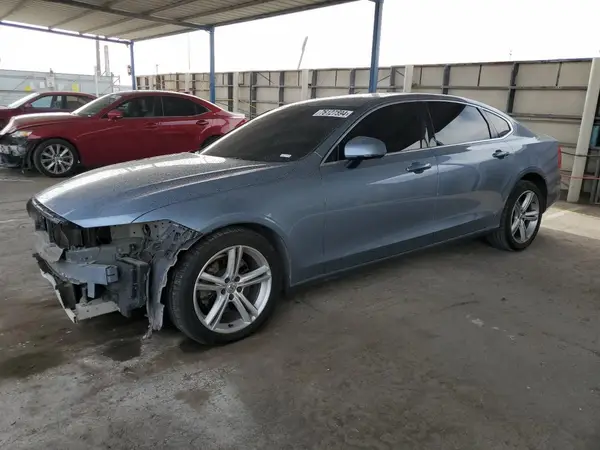 LVY982AK6JP028673 2018 VOLVO S90 - Image 1
