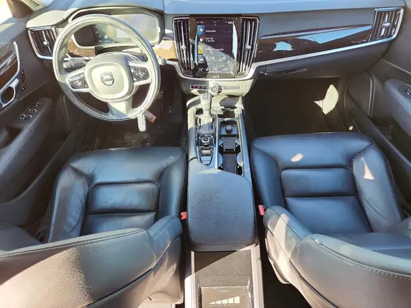 LVY982AK7JP004768 2018 VOLVO S90 - Image 8