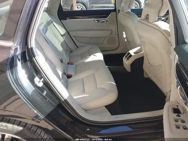 LVY982AK7JP020906 2018 VOLVO S90 - Image 8