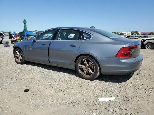 LVY982AK8JP023104 2018 VOLVO S90 - Image 2