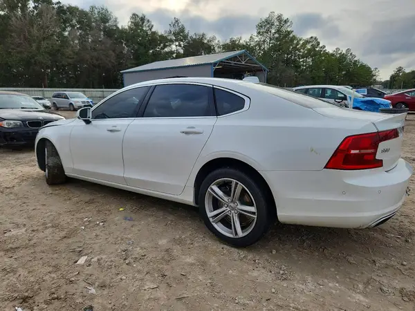 LVY982AK8JP023409 2018 VOLVO S90 - Image 2