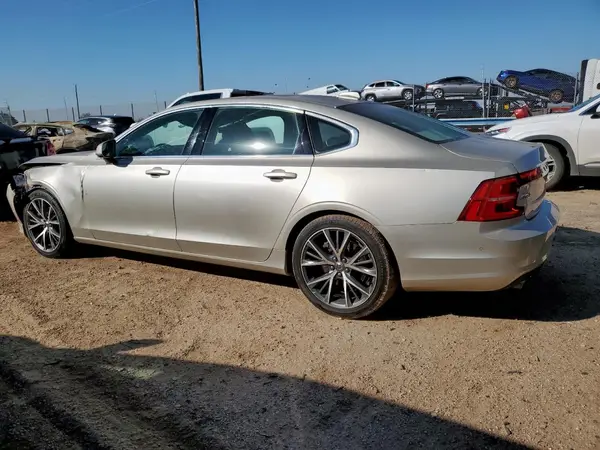LVY982AK8JP023703 2018 VOLVO S90 - Image 2