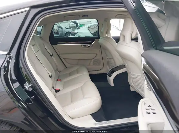 LVY982AK8JP024754 2018 VOLVO S90 - Image 8