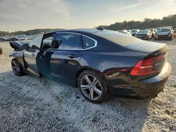 LVY982AK8JP038671 2018 VOLVO S90 - Image 2