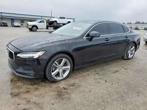 LVY982AK8JP039027 2018 VOLVO S90 - Image 1
