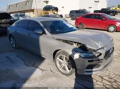 LVY982AK9JP015402 2018 VOLVO S90