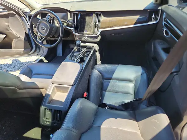 LVY982AK9JP036539 2018 VOLVO S90 - Image 8