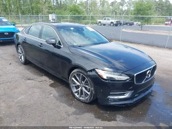 LVY982AKXJP032631 2018 VOLVO S90 - Image 1
