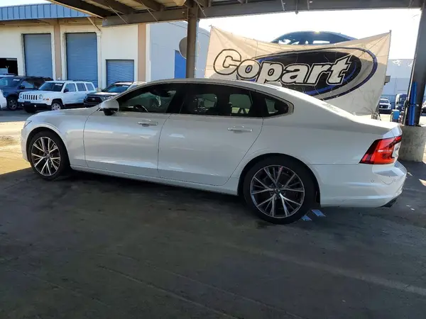 LVY982MK0JP006759 2018 VOLVO S90 - Image 2