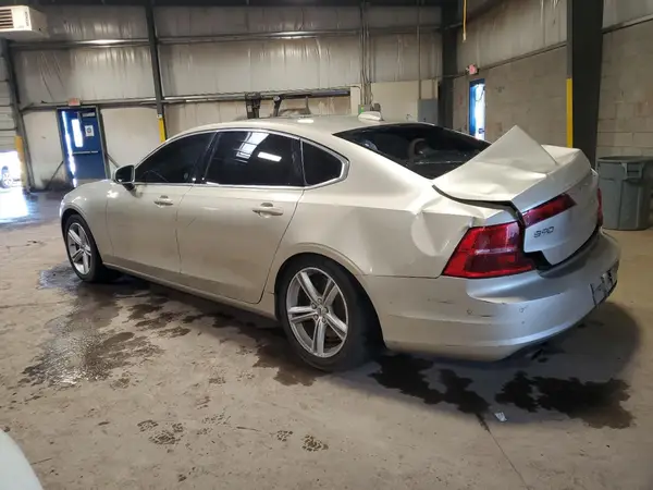 LVY982MK0JP018264 2018 VOLVO S90 - Image 2