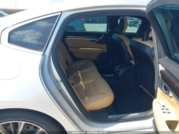 LVY982MK0JP033959 2018 VOLVO S90 - Image 8