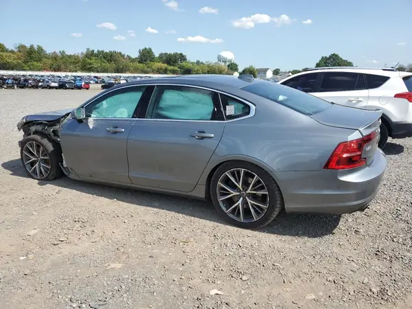 LVY982MK0JP037090 2018 VOLVO S90 - Image 2