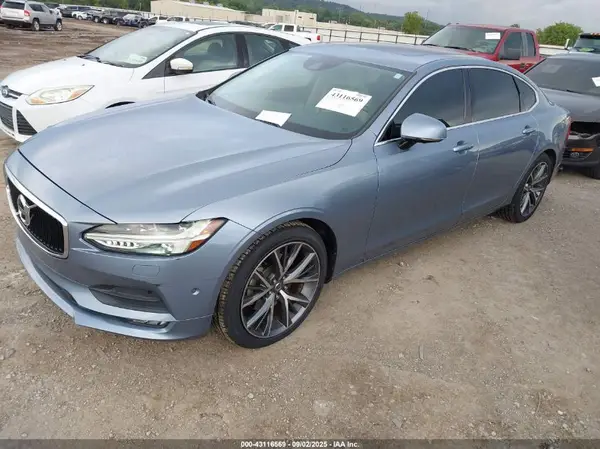 LVY982MK1JP020671 2018 VOLVO S90 - Image 2