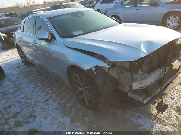 LVY982MK1JP026499 2018 VOLVO S90 - Image 1