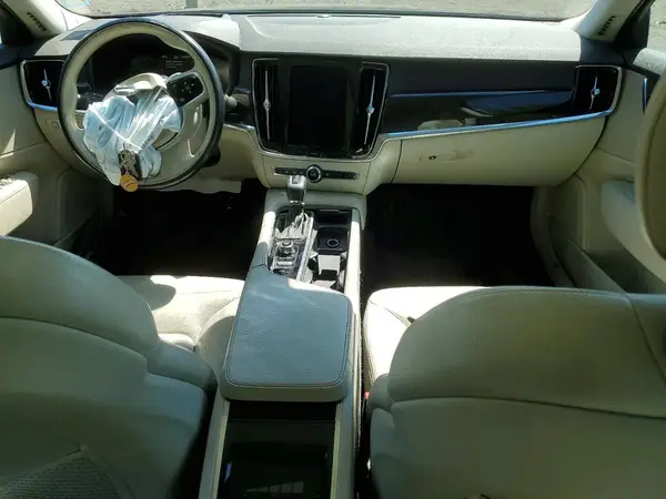 LVY982MK1JP026745 2018 VOLVO S90 - Image 8