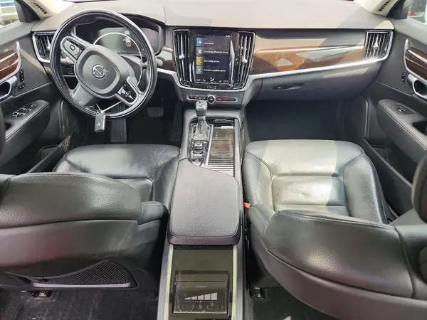 LVY982MK1JP027779 2018 VOLVO S90 - Image 8
