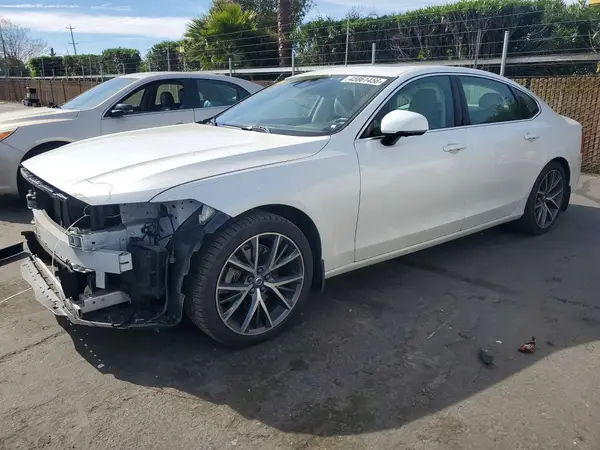 LVY982MK1JP028978 2018 VOLVO S90 - Image 1