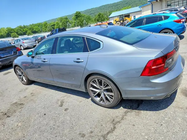 LVY982MK1JP038510 2018 VOLVO S90 - Image 2