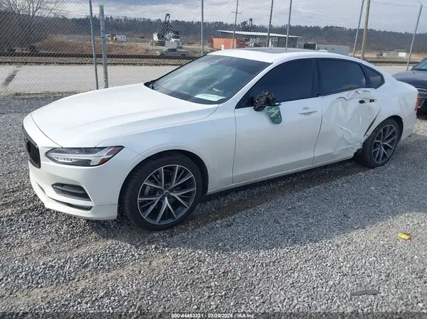 LVY982MK2JP006181 2018 VOLVO S90 - Image 2