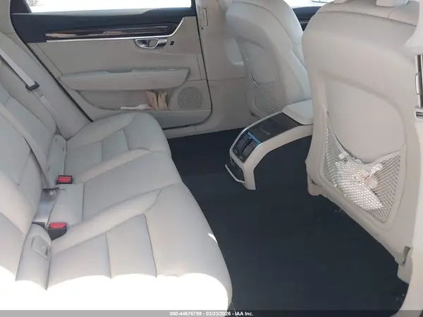 LVY982MK2JP021425 2018 VOLVO S90 - Image 8