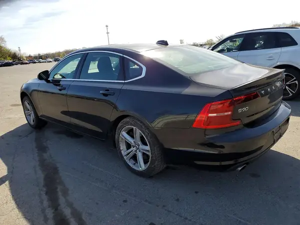 LVY982MK2JP022672 2018 VOLVO S90 - Image 2