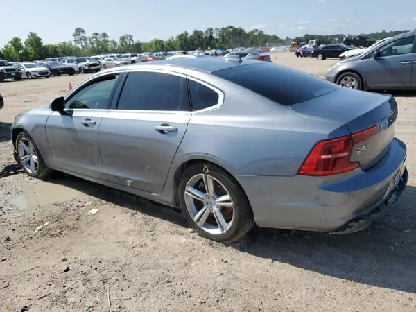 LVY982MK2JP029251 2018 VOLVO S90 - Image 2