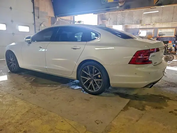LVY982MK3JP019134 2018 VOLVO S90 - Image 2