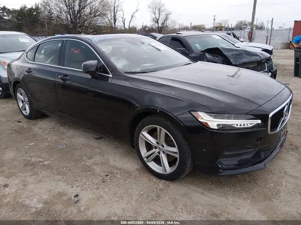 LVY982MK3JP023863 2018 VOLVO S90 - Image 1