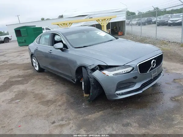 LVY982MK3JP025662 2018 VOLVO S90 - Image 1