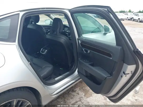 LVY982MK4JP007252 2018 VOLVO S90 - Image 8