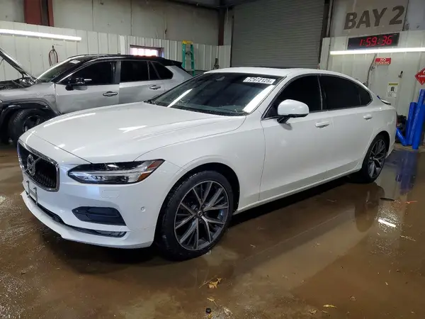 LVY982MK4JP034502 2018 VOLVO S90 - Image 1
