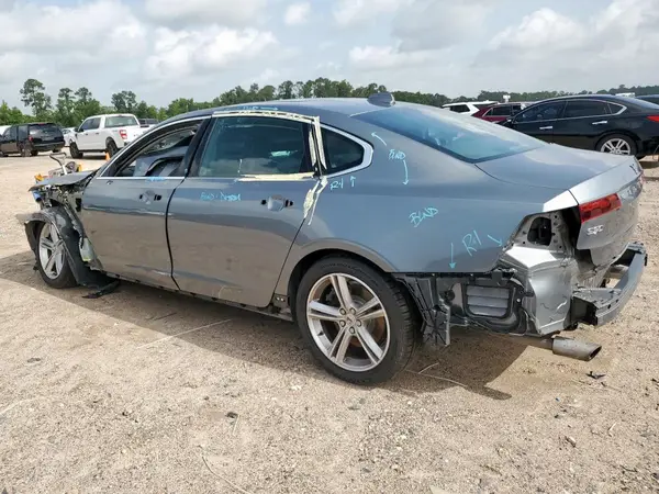 LVY982MK5JP015523 2018 VOLVO S90 - Image 2