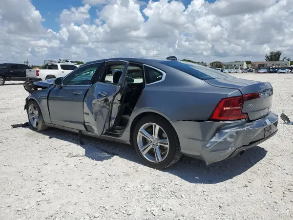LVY982MK5JP028689 2018 VOLVO S90 - Image 2