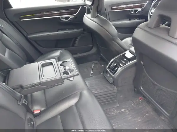 LVY982MK5JP031138 2018 VOLVO S90 - Image 8