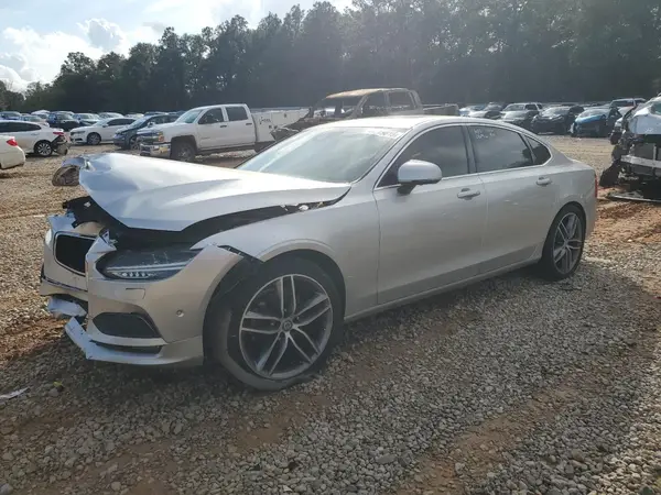 LVY982MK6JP028748 2018 VOLVO S90 - Image 1