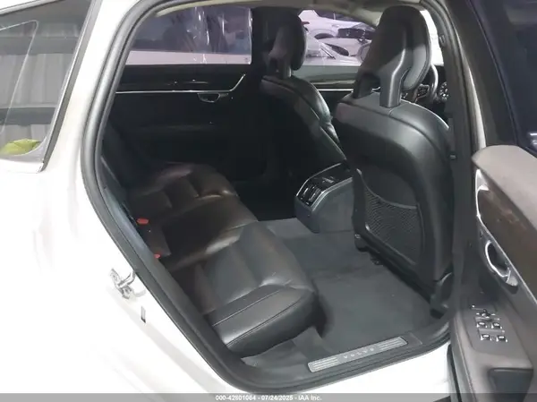 LVY982MK7JP017516 2018 VOLVO S90 - Image 8