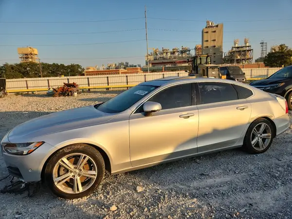 LVY982MK7JP024921 2018 VOLVO S90 - Image 1