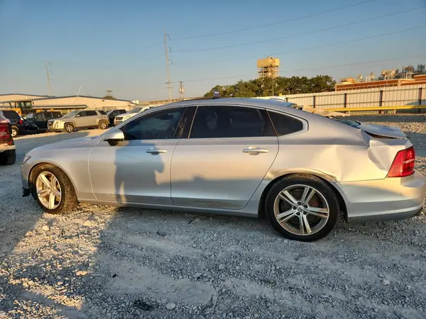 LVY982MK7JP024921 2018 VOLVO S90 - Image 2