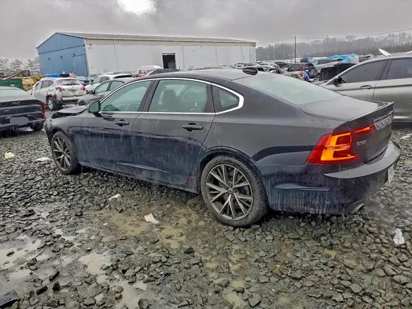 LVY982MK7JP029231 2018 VOLVO S90 - Image 2