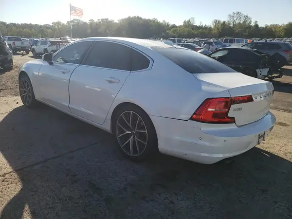 LVY982MK7JP032050 2018 VOLVO S90 - Image 2