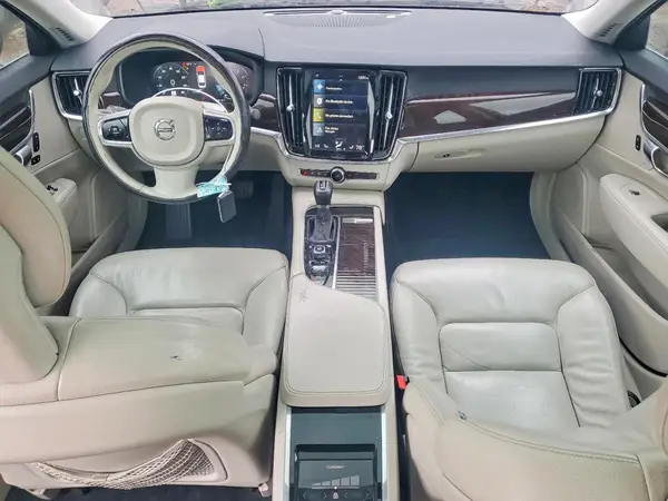 LVY982MK8JP015998 2018 VOLVO S90 - Image 8