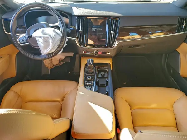 LVY982MK8JP017010 2018 VOLVO S90 - Image 8