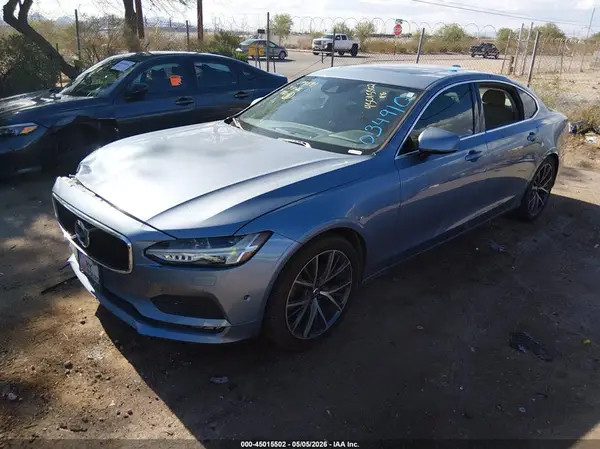 LVY982MK8JP034910 2018 VOLVO S90 - Image 2